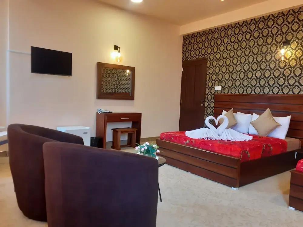 Rathna Grand Hotel Nuwara Eliya 2*