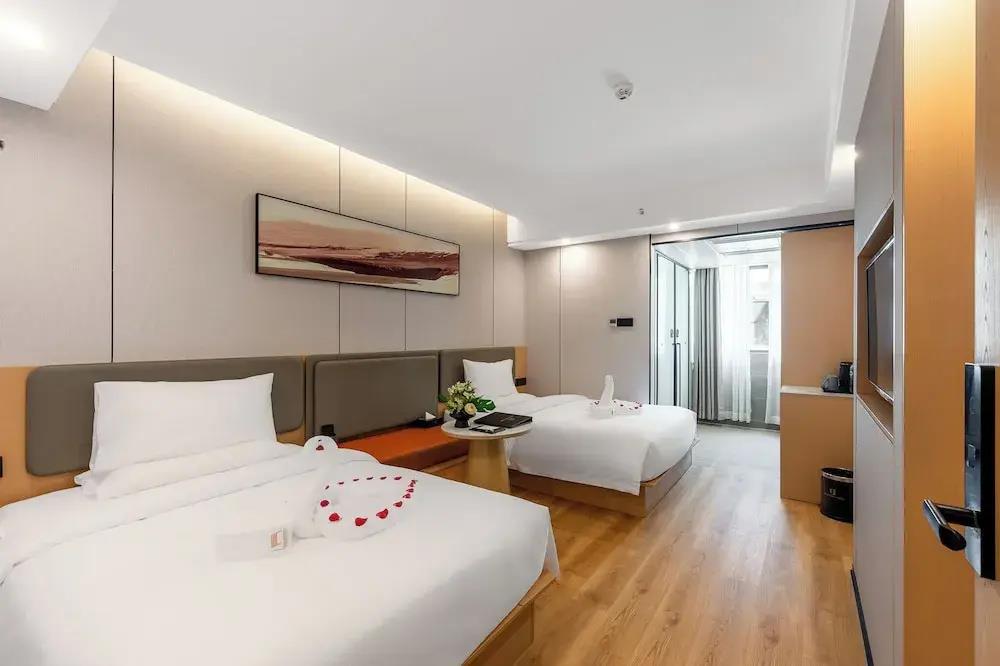 Rama 9 No.1 Hotel 2*