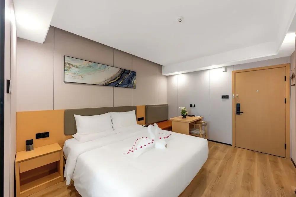 Rama 9 No.1 Hotel 2*