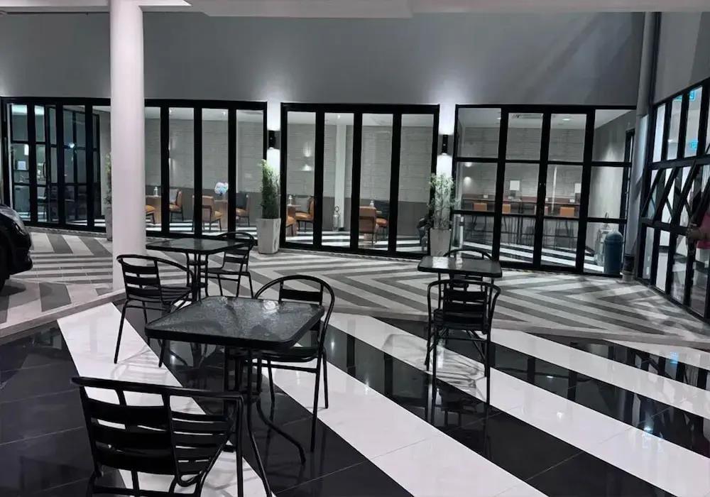 The Kite Hotel 2*