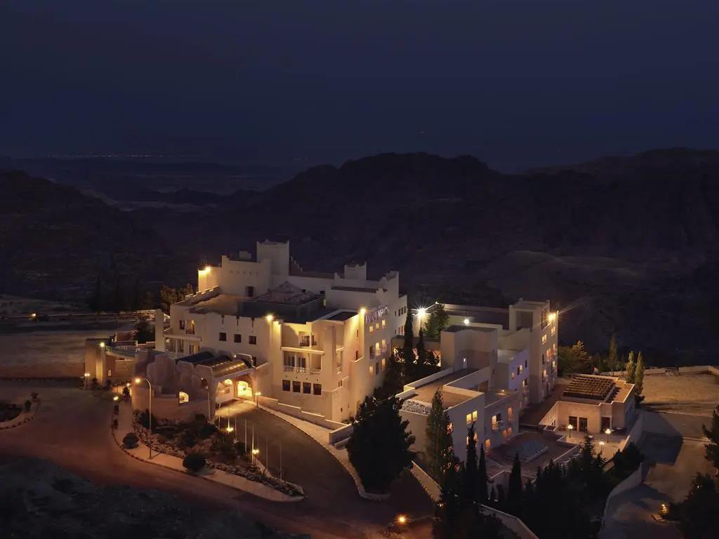 Grand Mercure Petra 5*
