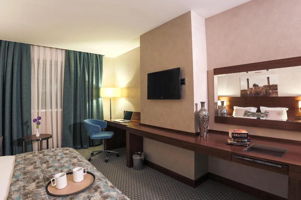 Nevali Hotel 0*