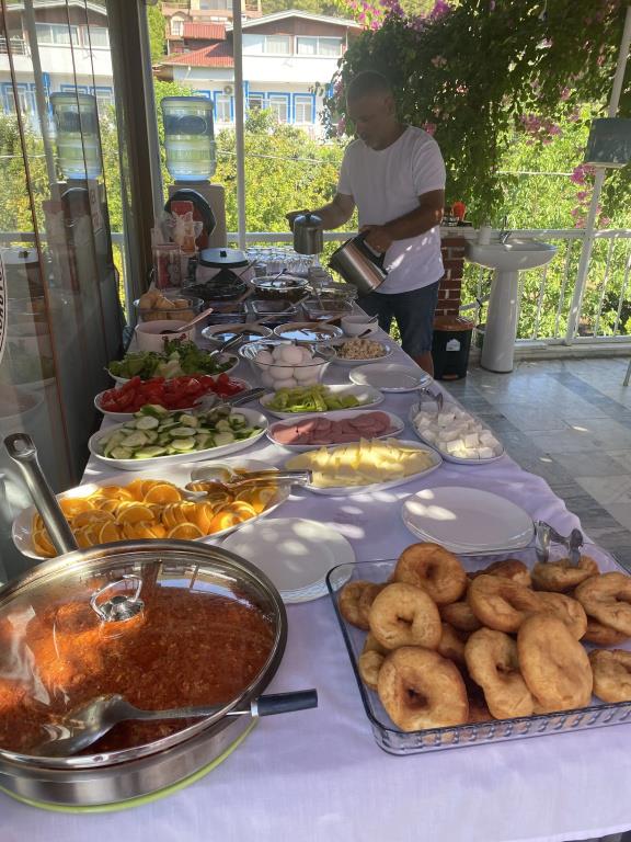 Akdeniz Pansiyon Bed&Breakfast 0*