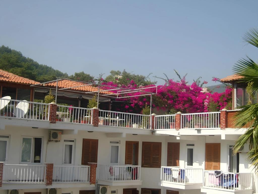 Akdeniz Pansiyon Bed&Breakfast 0*