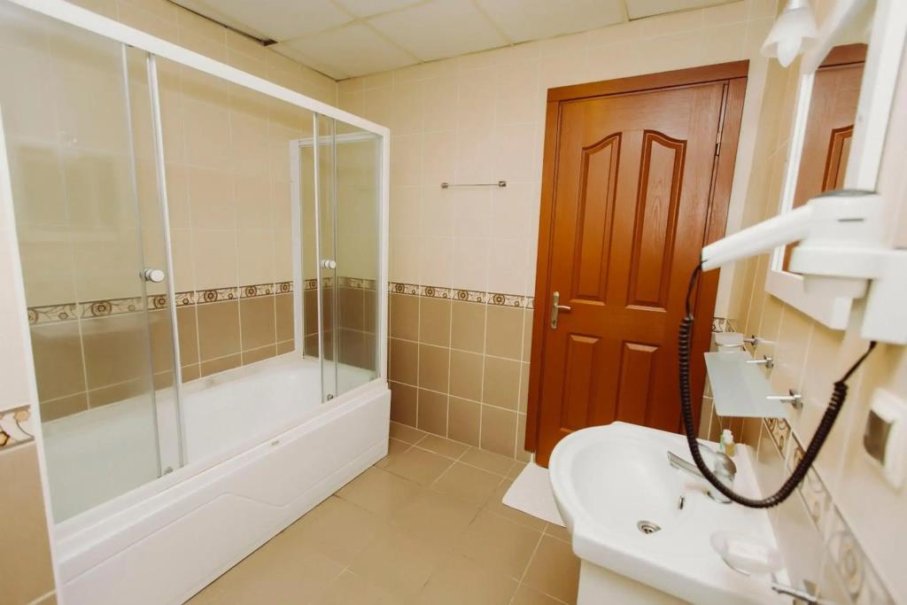 Ozalp Han Hotel 0*