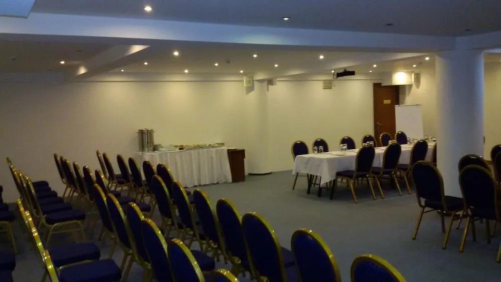 dovsOtel 3*