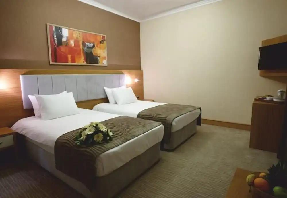 dovsOtel 3*