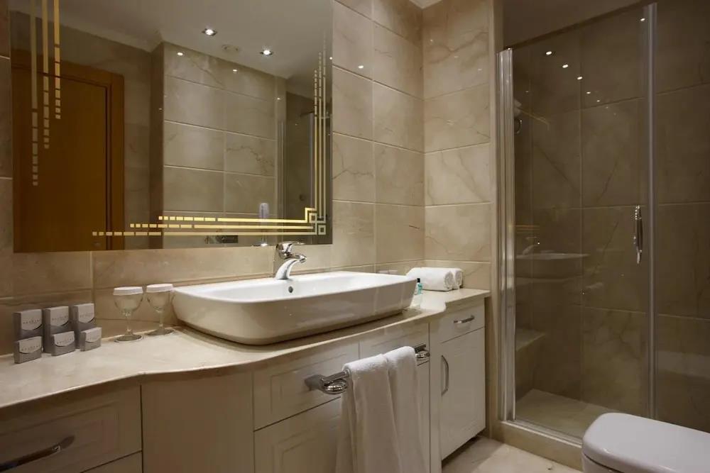 dovsOtel 3*