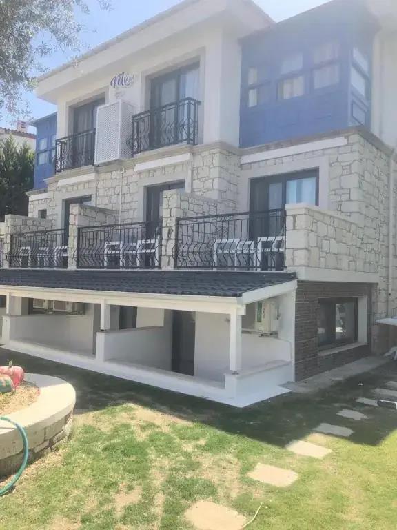Alacati Albatross Hotel 0*