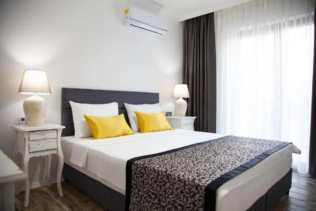 Alacati Albatross Hotel 0*