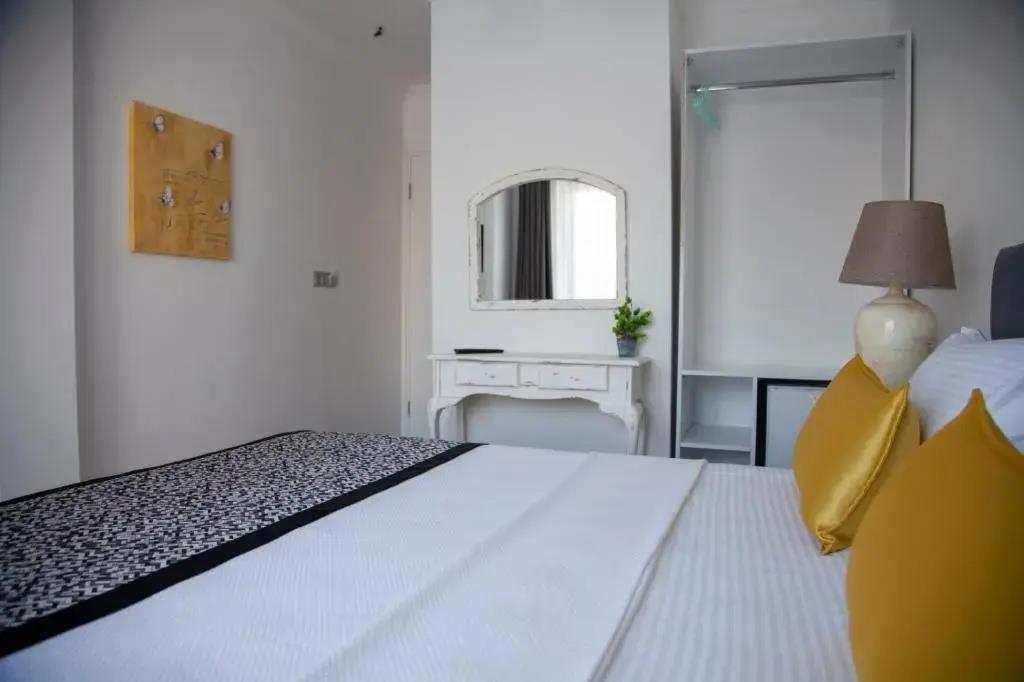 Alacati Albatross Hotel 0*