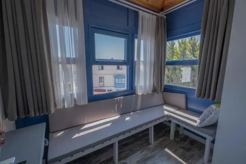 Alacati Albatross Hotel 0*