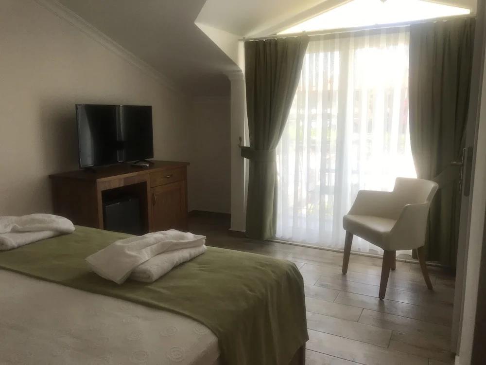 Infinity Ruby Hotel 0*