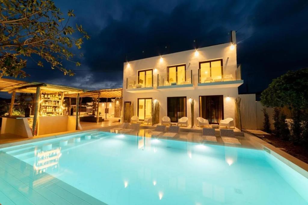 Paiise Hotels 3*