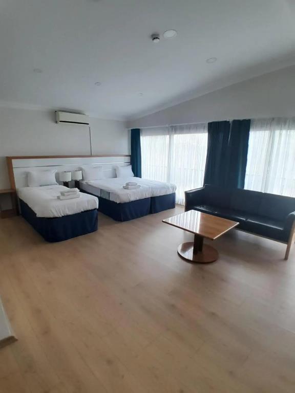 Del Puerto Hotel 0*