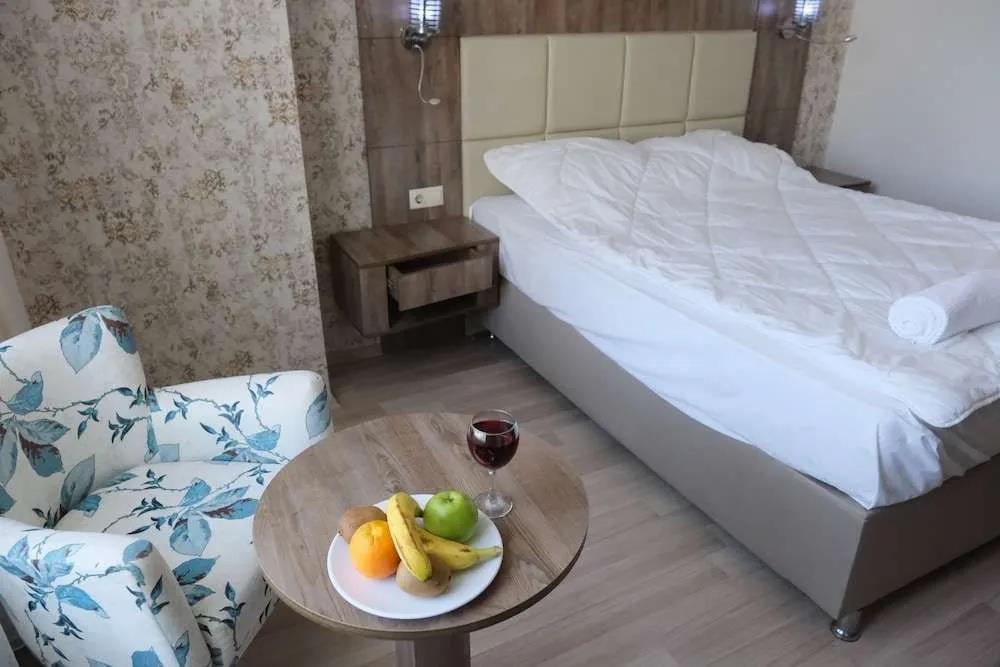 Karat Ayseli Otel 0*