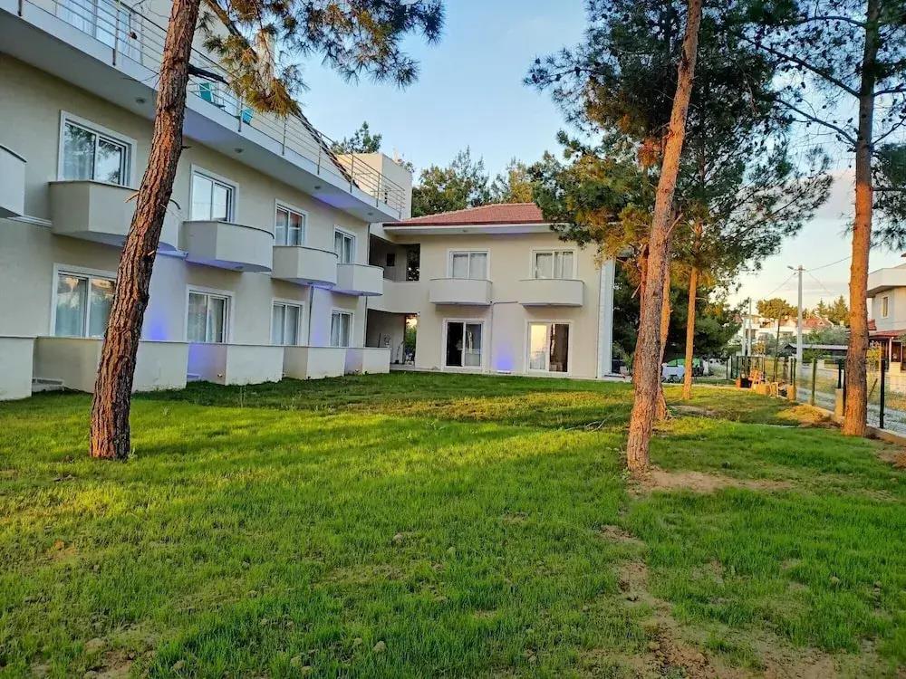 Tenedos Iskele Otel 0*