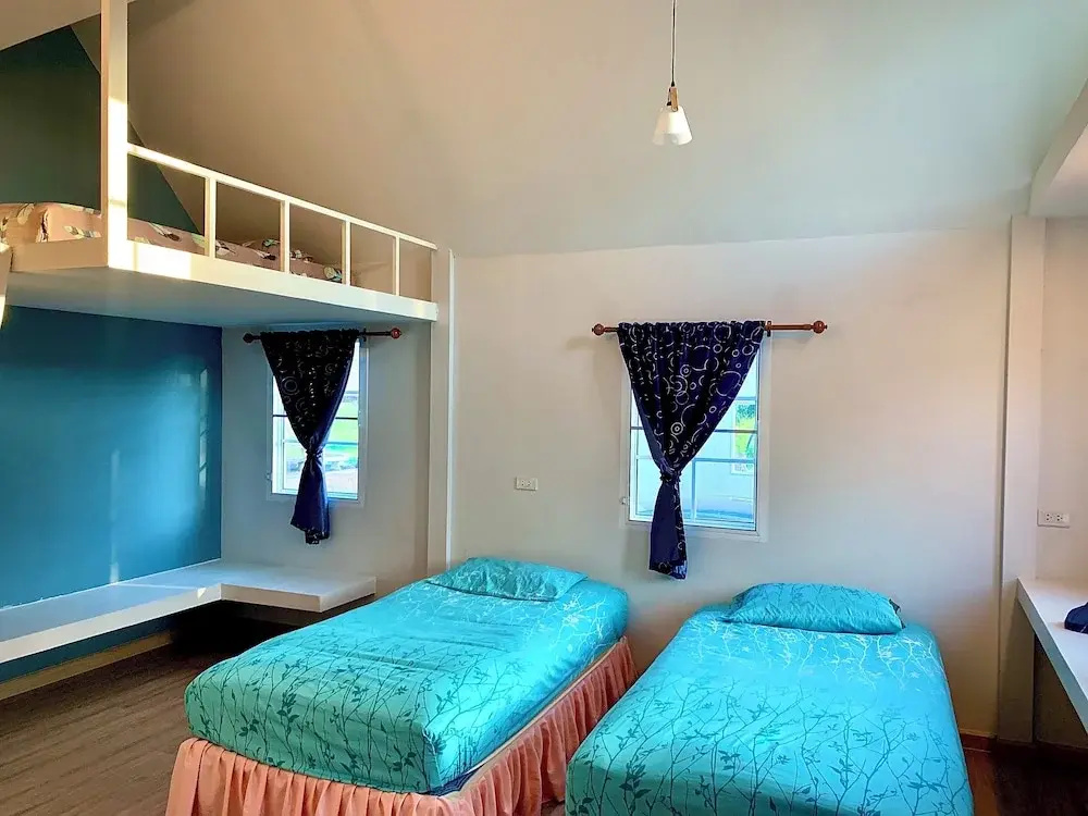 Chai Na Resort 2*