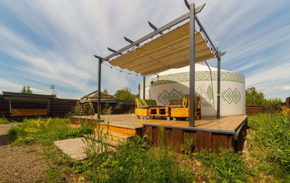 «Hut House» \/ «Хат Хаус» глэмпинг 3*