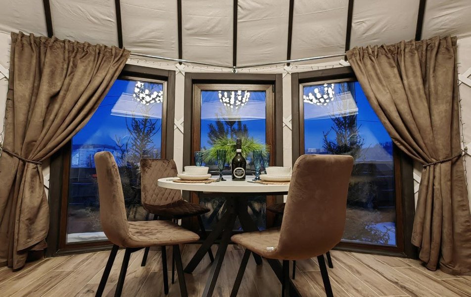 «Hut House» \/ «Хат Хаус» глэмпинг 3*