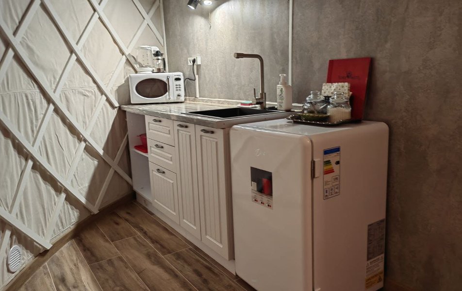 «Hut House» \/ «Хат Хаус» глэмпинг 3*