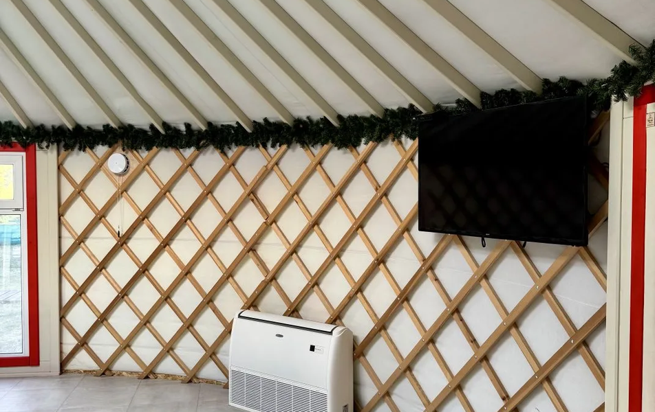 «Hut House» \/ «Хат Хаус» глэмпинг 3*