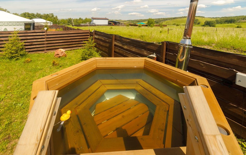 «Hut House» \/ «Хат Хаус» глэмпинг 3*