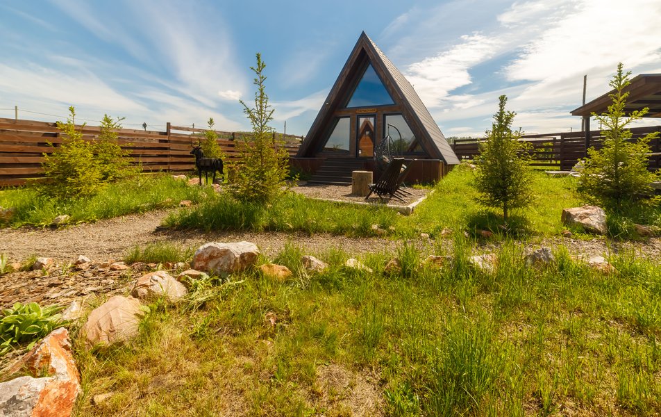 «Hut House» \/ «Хат Хаус» глэмпинг 3*