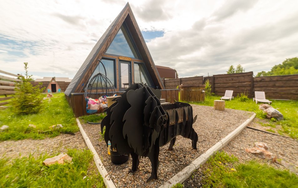 «Hut House» \/ «Хат Хаус» глэмпинг 3*