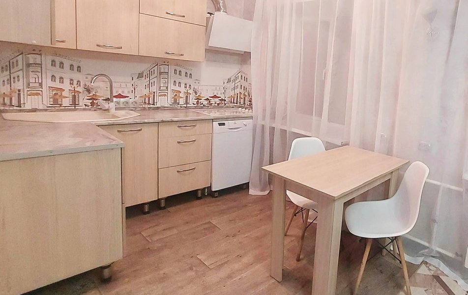 «Лакшери на Котульского 19» апартаменты 2*
