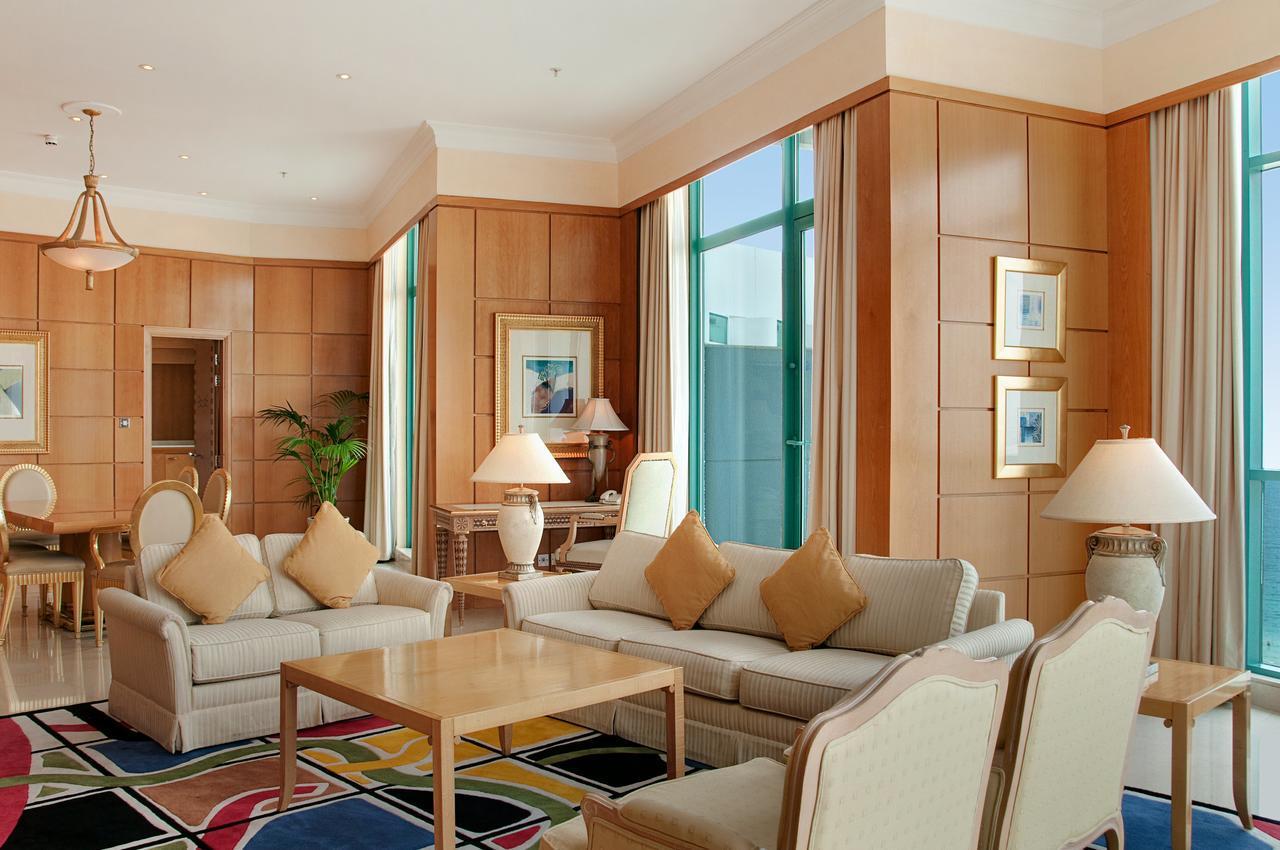 Hilton Dubai Jumeirah Resort 5*