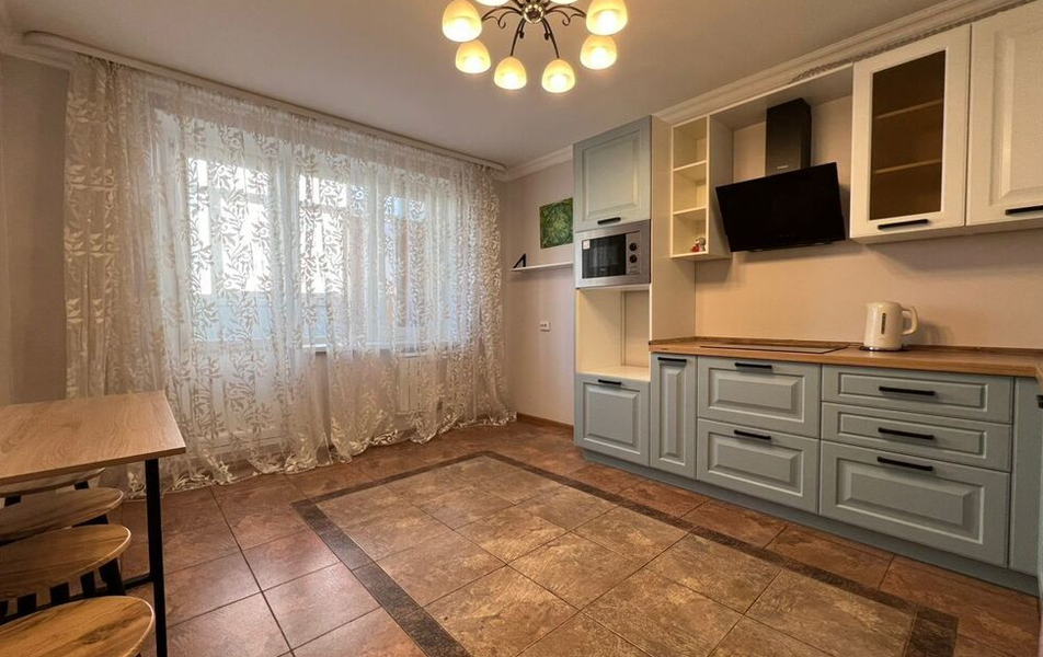 «Atma House» \/ «Атма Хаус на Широтной 190-192» апартаменты 2*