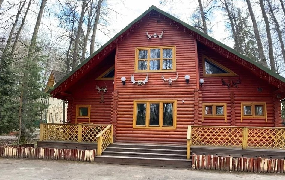 «Holiday park» \/ «Холидей парк Лесная усадьба» база отдыха 2*