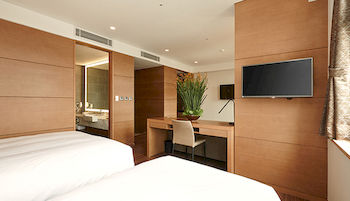 Mayplace Hotel 3*