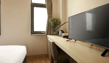 Mayplace Hotel 3*