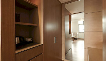 Mayplace Hotel 3*