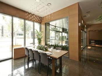 Mayplace Hotel 3*