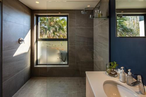 Sky Villa Boutique Hotel 5*