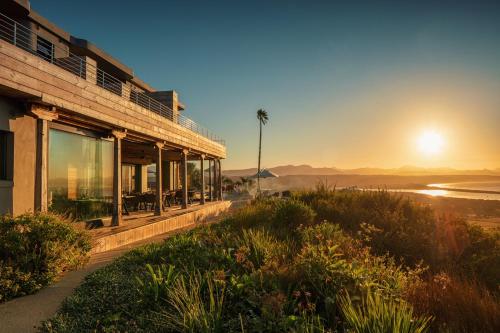 Sky Villa Boutique Hotel 5*