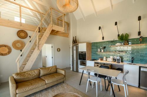Sky Villa Boutique Hotel 5*