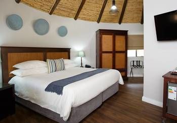 Protea Hotel by Marriott Oudtshoorn Riempie Estate 3*