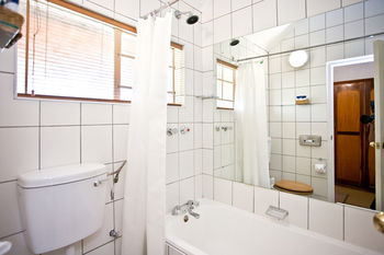 Protea Hotel by Marriott Oudtshoorn Riempie Estate 3*