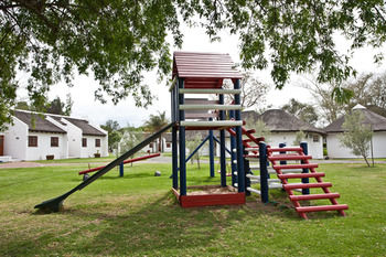 Protea Hotel by Marriott Oudtshoorn Riempie Estate 3*