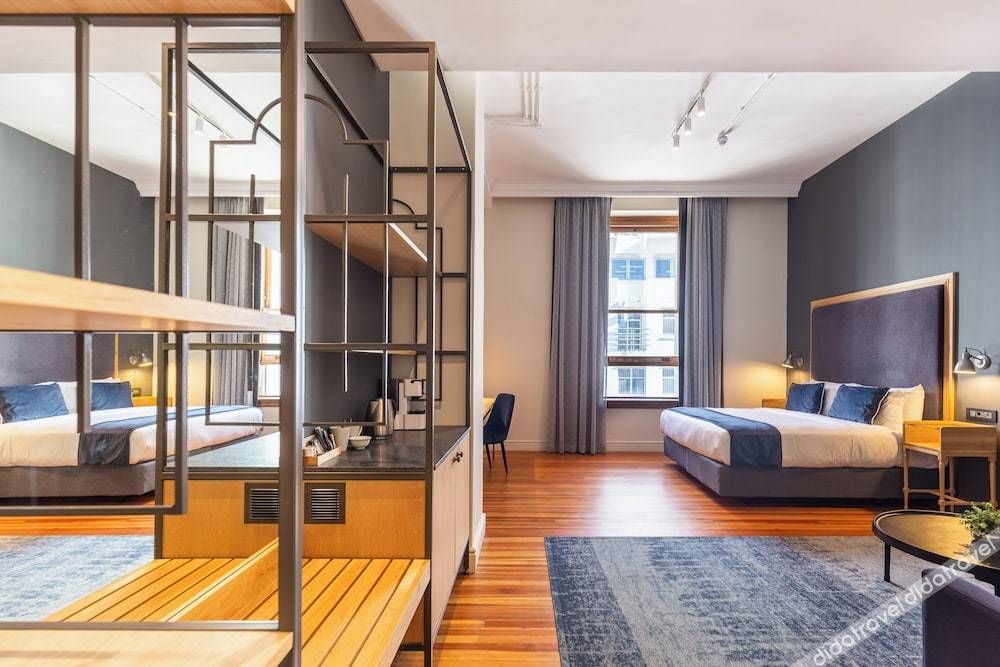 Old Bank Hotel 4*