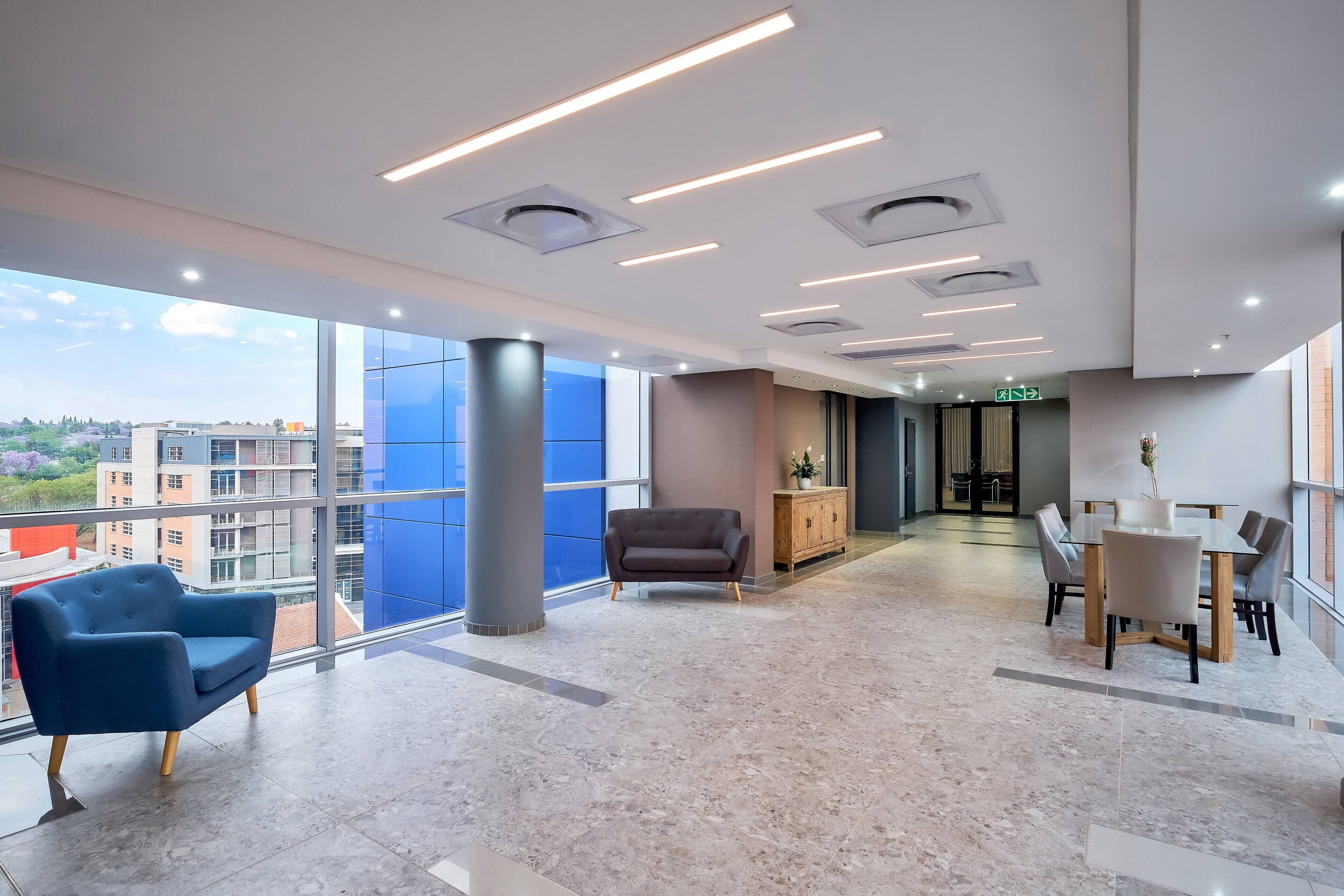 Protea Hotel by Marriott Pretoria Loftus Park 3*