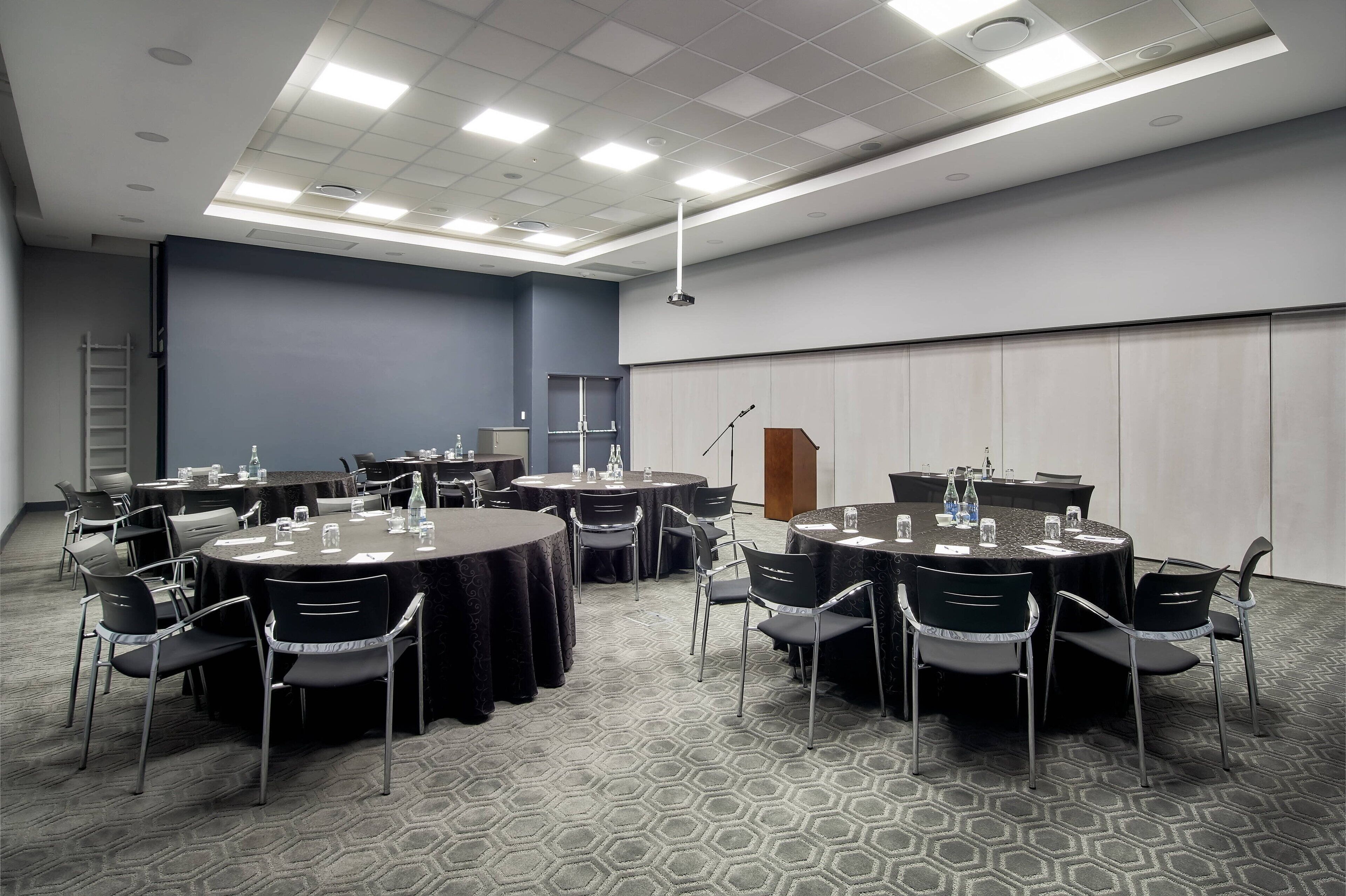 Protea Hotel by Marriott Pretoria Loftus Park 3*