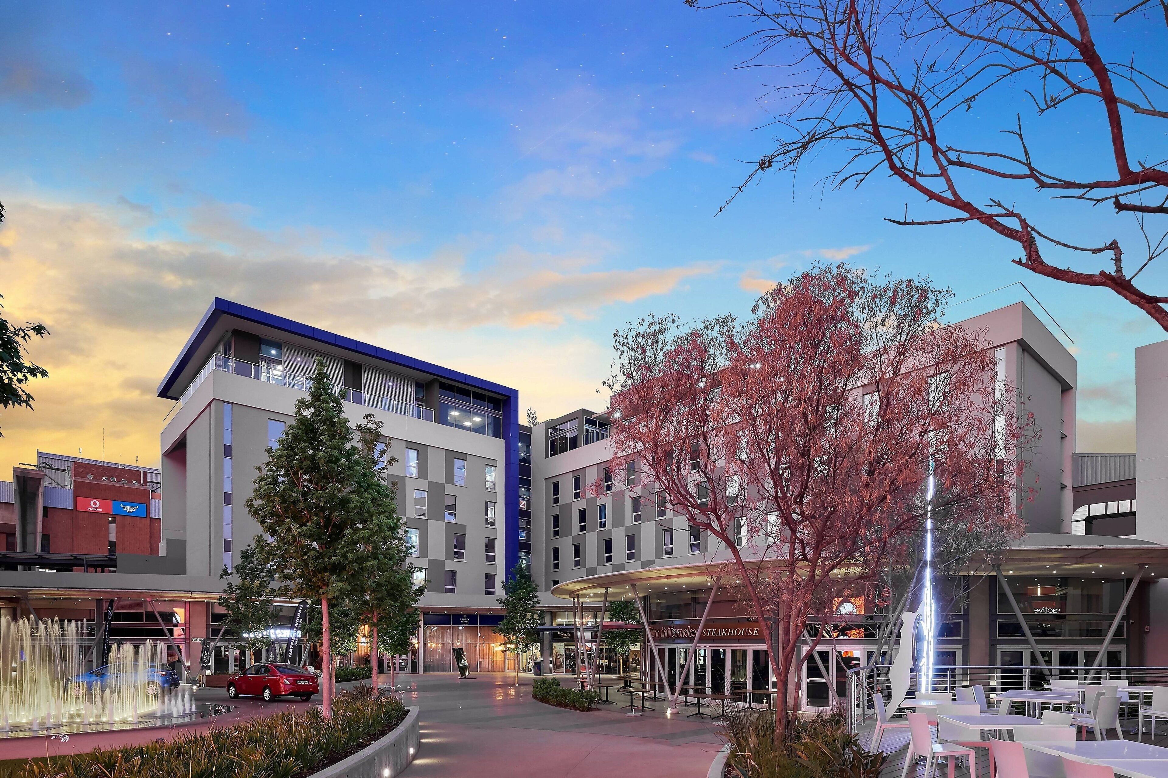 Protea Hotel by Marriott Pretoria Loftus Park 3*
