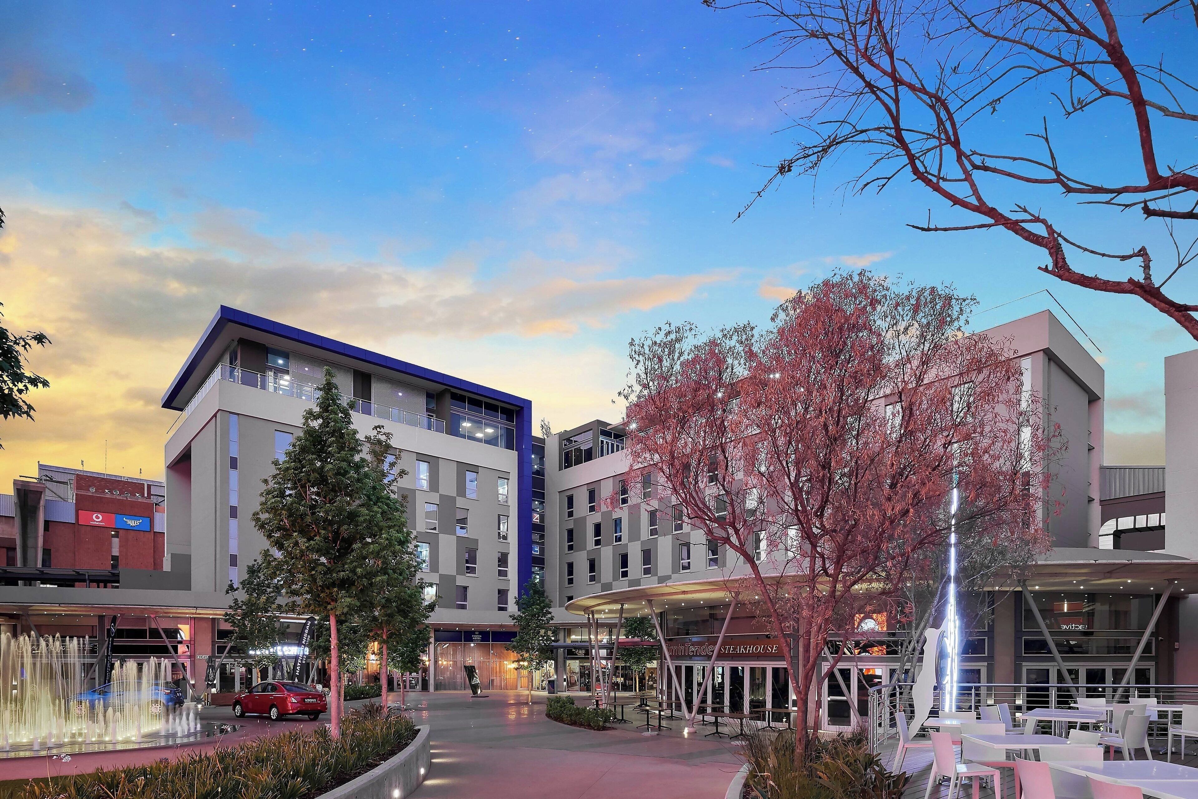 Protea Hotel by Marriott Pretoria Loftus Park 3*
