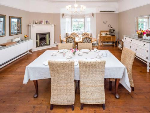 Chicane Bed and Breakfast 4*