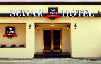 Sugar Hotel 3*
